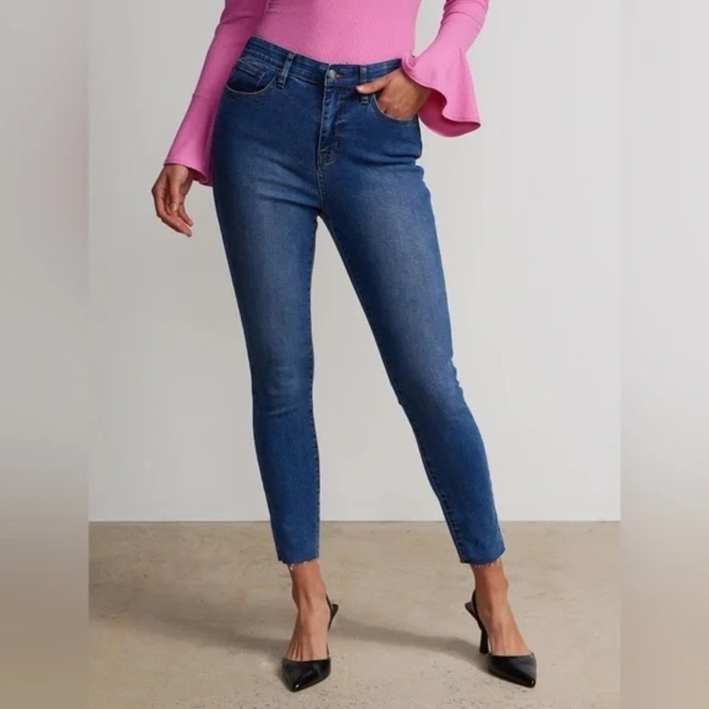 New York & Co. | Curvy Ultra High Rise Ankle Skinny Jean Medium Wash Blue